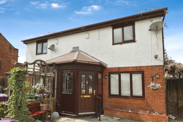 3 bedroom semi-detached house