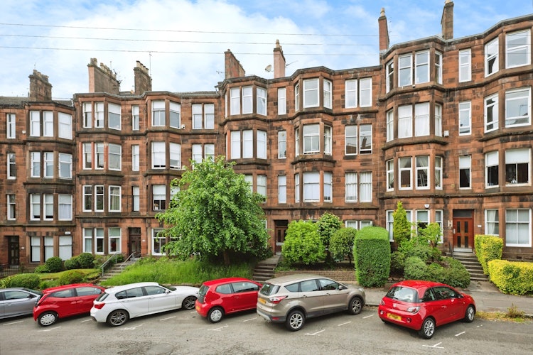 2 bedroom flat
