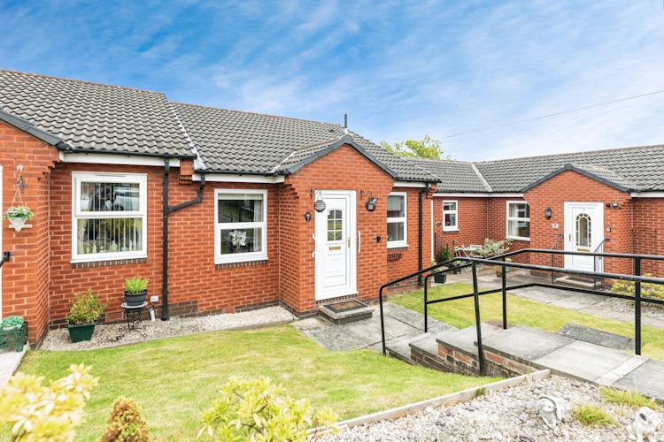 2 bedroom terraced bungalow