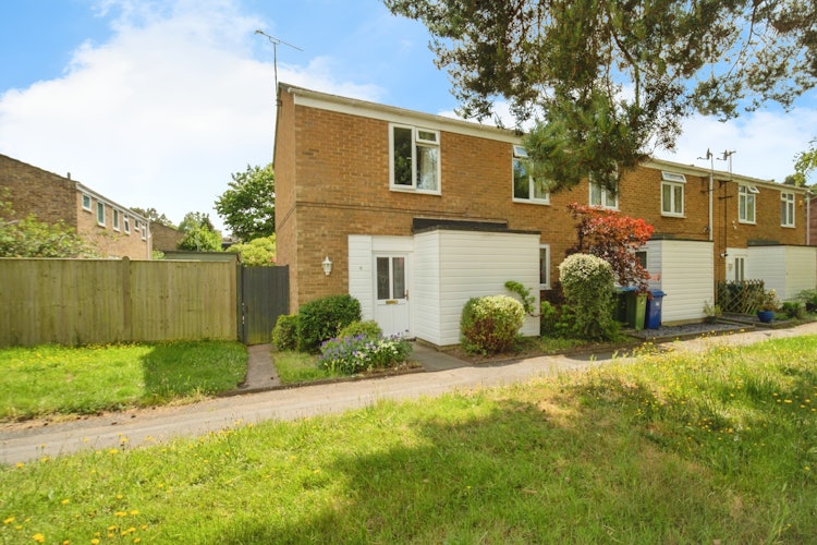 3 bedroom end of terrace house