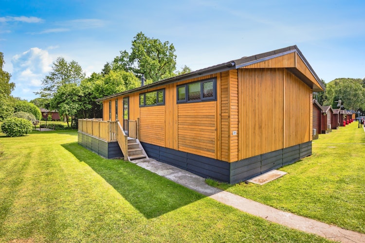 2 bedroom lodge