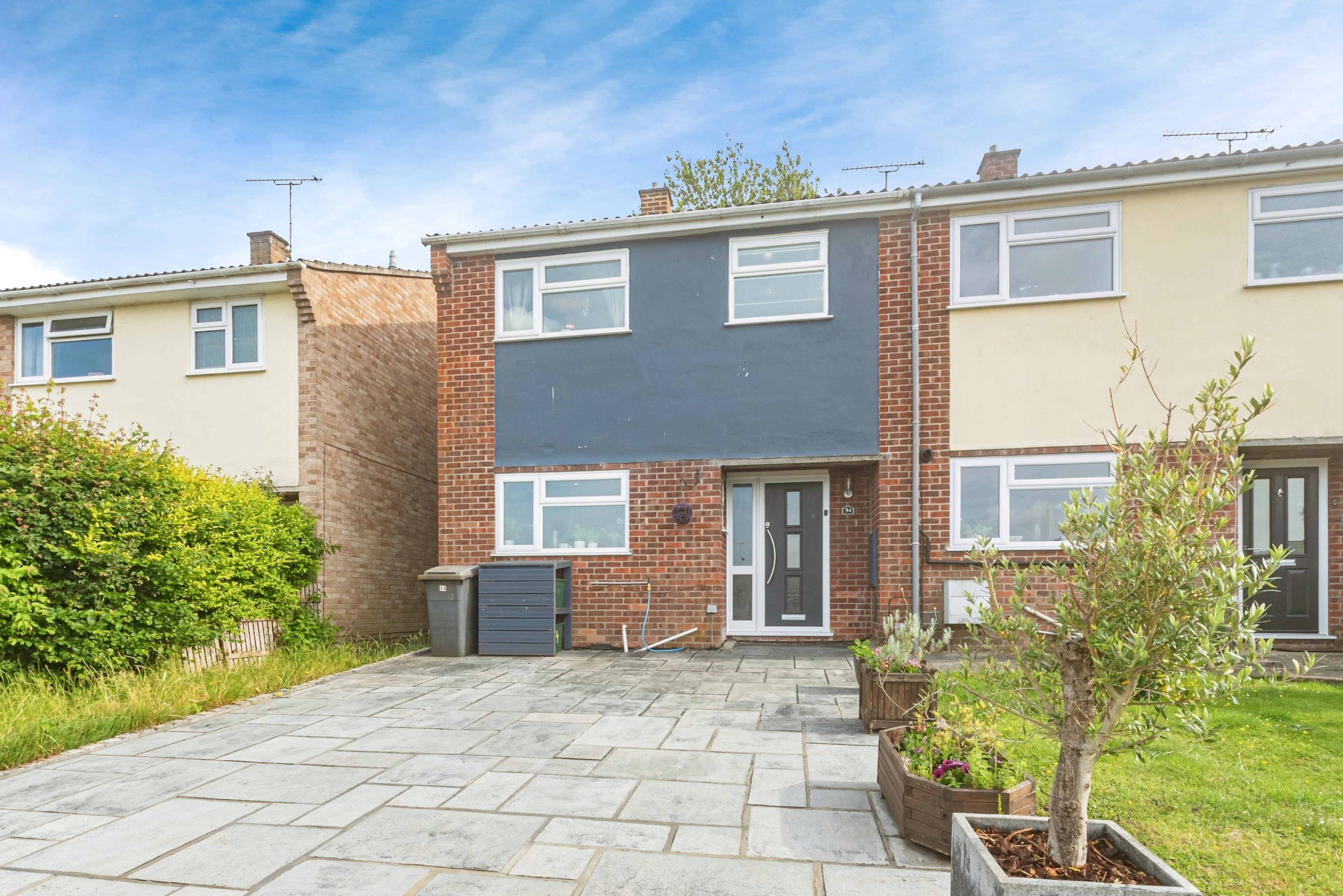 Epsom Crescent, Newbury