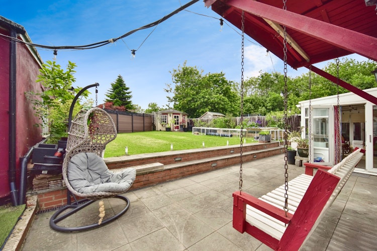 3 bedroom semi-detached house