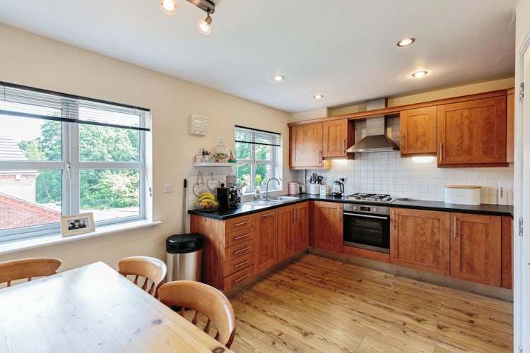 3 bedroom terraced house