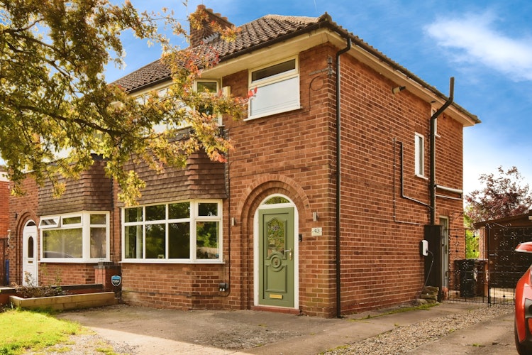 3 bedroom semi-detached house