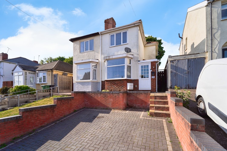 3 bedroom semi-detached house