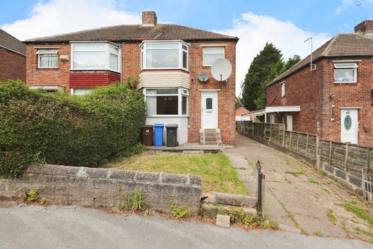 3 bedroom semi-detached house