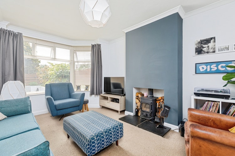 3 bedroom semi-detached house