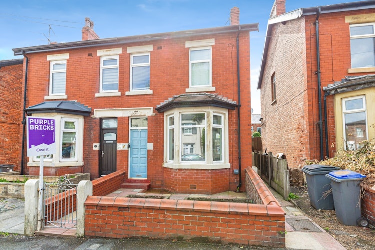 2 bedroom semi-detached house