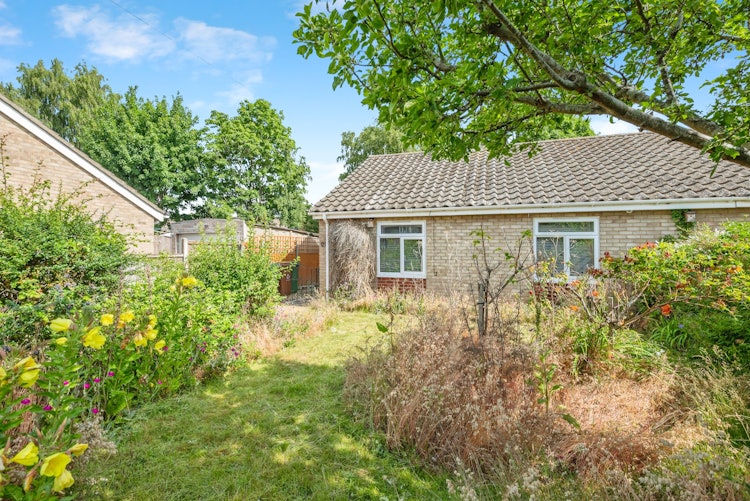 2 bedroom semi-detached bungalow