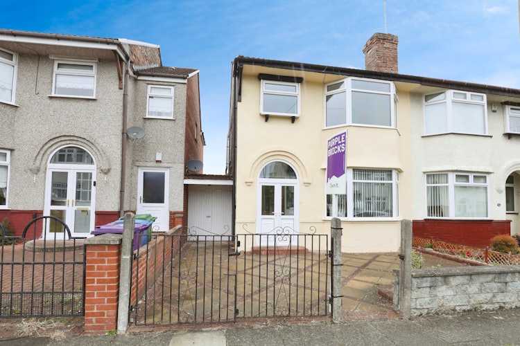 3 bedroom semi-detached house
