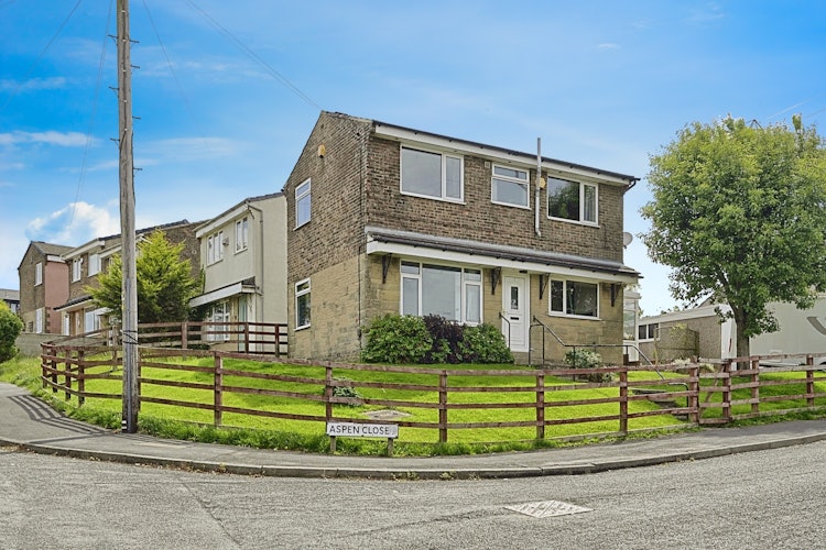 3 bedroom detached house