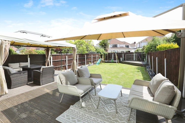 3 bedroom semi-detached house