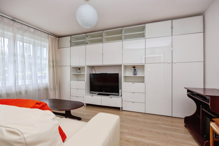3 bedroom end of terrace house