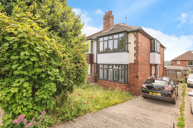 3 bedroom semi-detached house