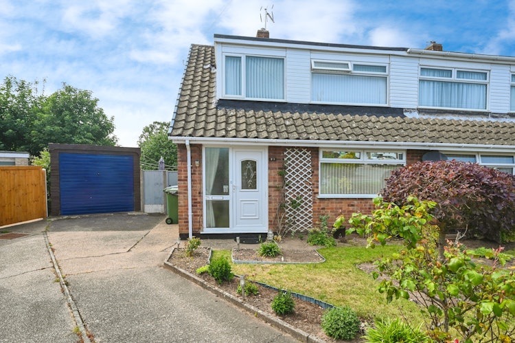 3 bedroom semi-detached house