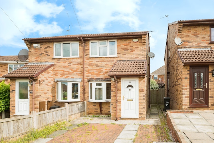 2 bedroom semi-detached house
