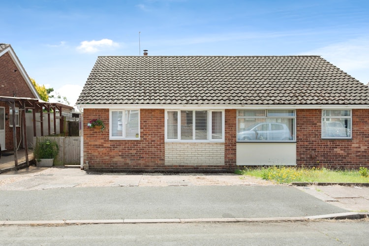 2 bedroom semi-detached house