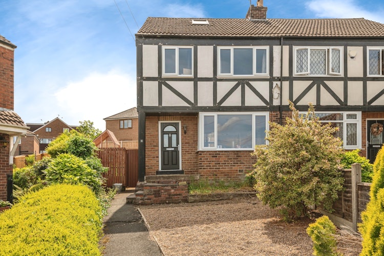 3 bedroom semi-detached house