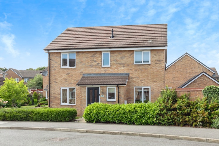 3 bedroom semi-detached house