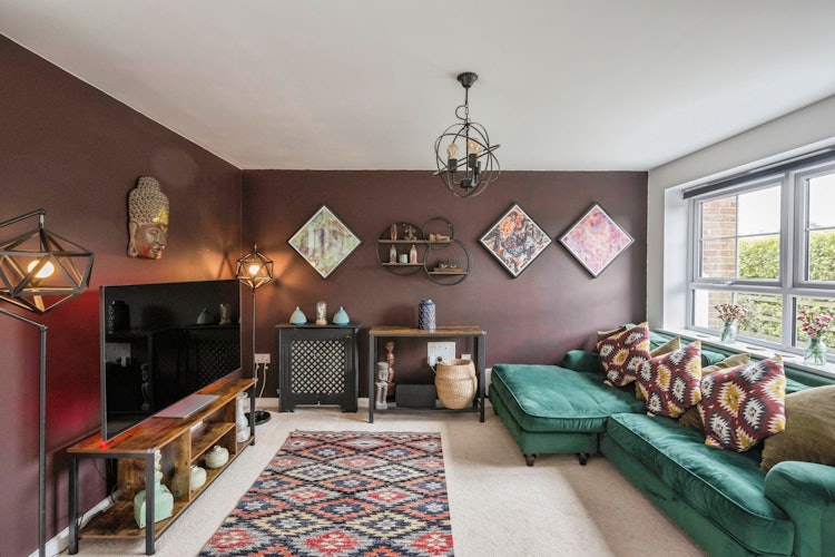 2 bedroom end of terrace house