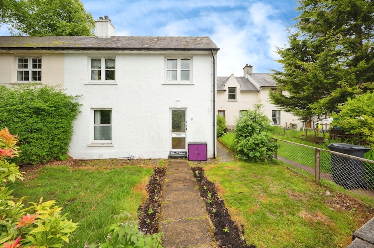 3 bedroom semi-detached house