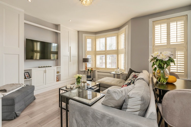 2 bedroom flat