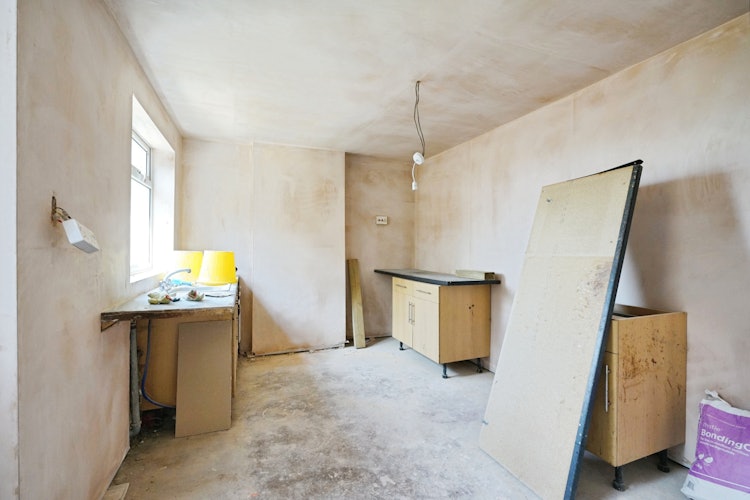 2 bedroom semi-detached house