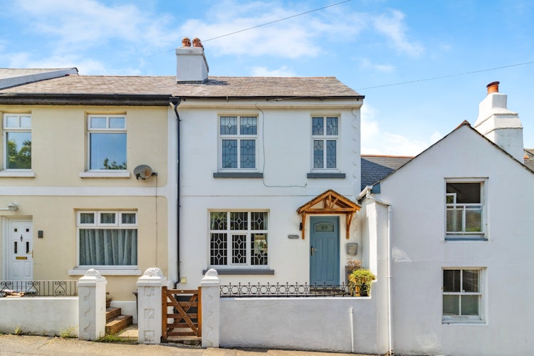 3 bedroom semi-detached house