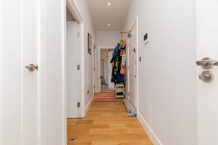 2 bedroom flat