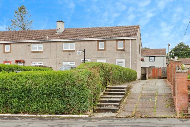 3 bedroom flat