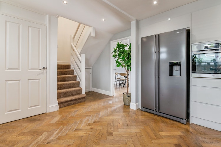 3 bedroom semi-detached house