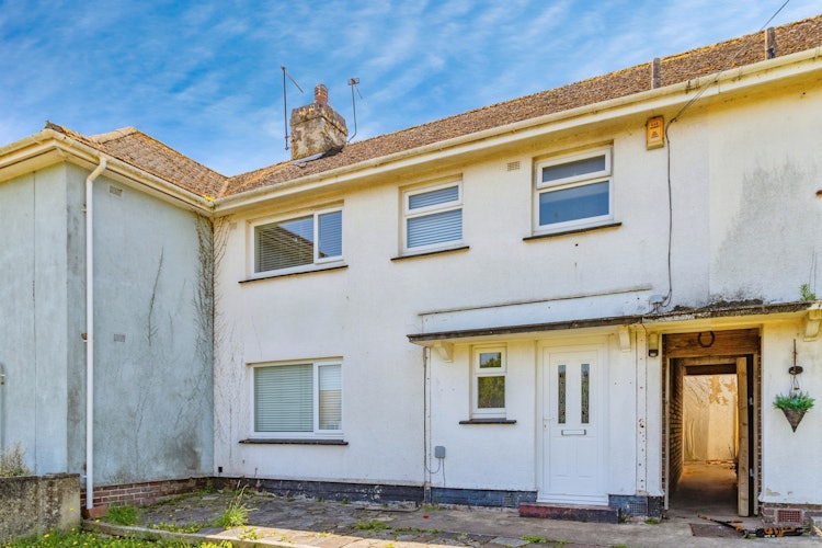 3 bedroom terraced house