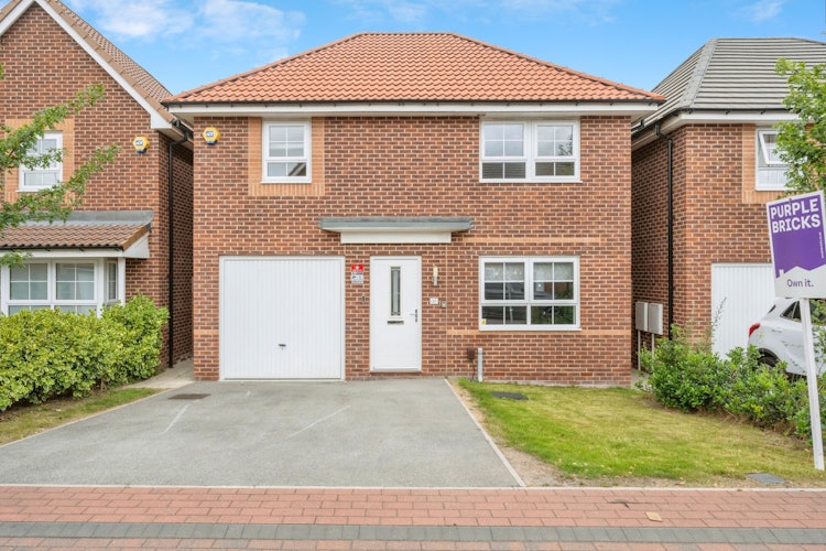 4 bedroom detached house