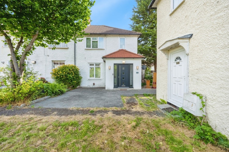 3 bedroom terraced house