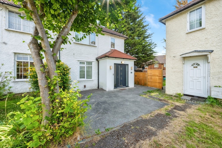 3 bedroom terraced house