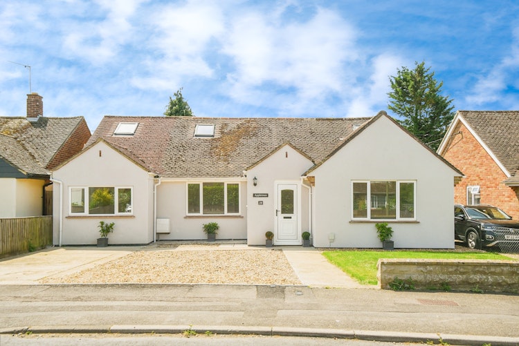 4 bedroom detached bungalow