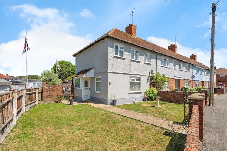 3 bedroom end of terrace house
