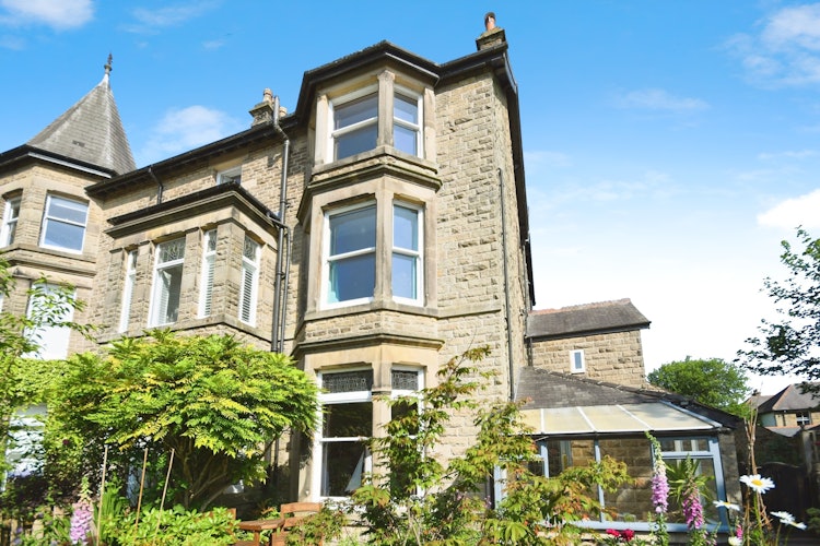 3 bedroom terraced house
