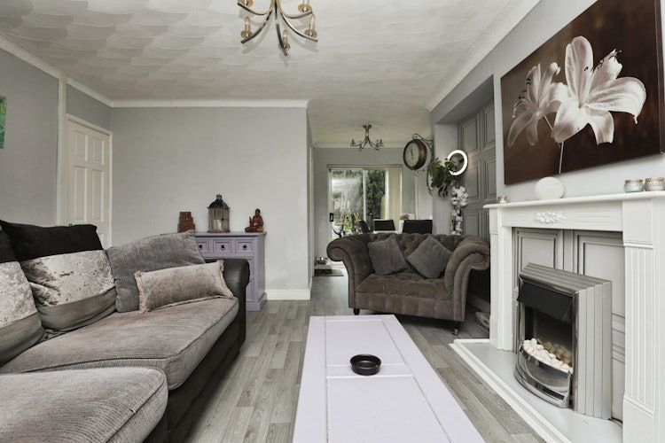 3 bedroom terraced house