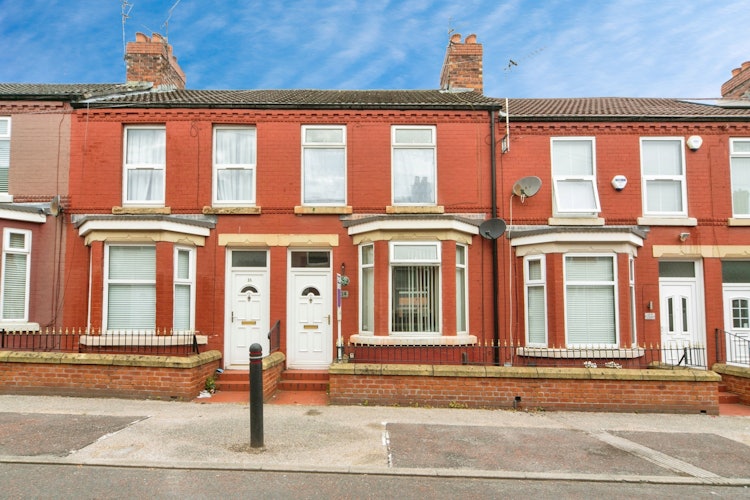 2 bedroom terraced house