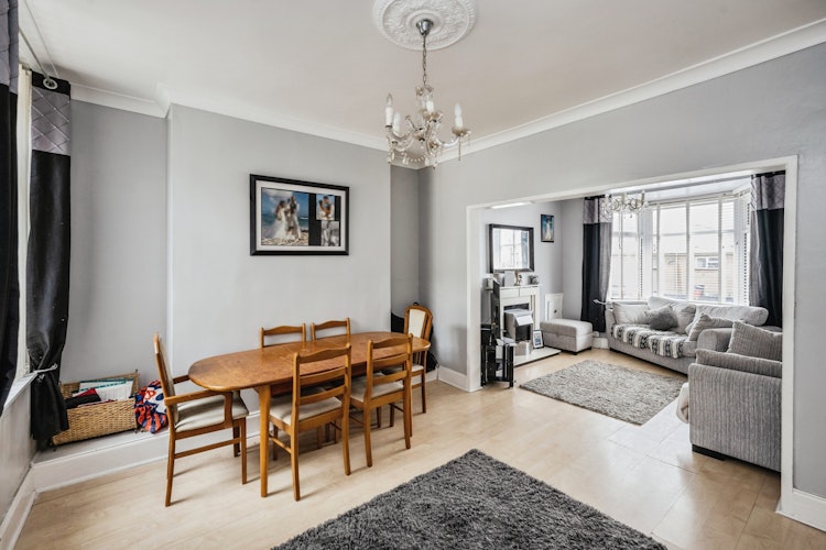 3 bedroom terraced house