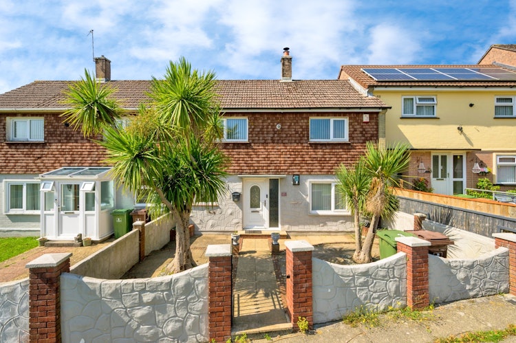 2 bedroom terraced house