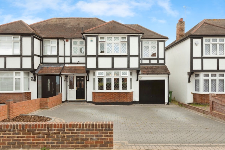 4 bedroom semi-detached house