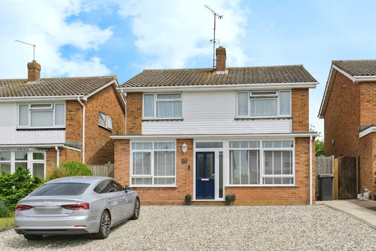 4 bedroom detached house