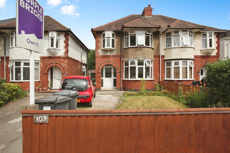 3 bedroom semi-detached house