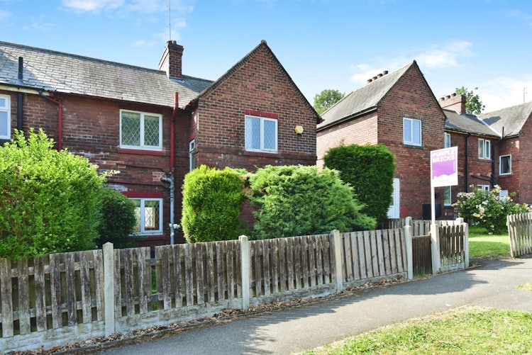 3 bedroom semi-detached house