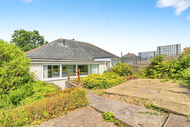 2 bedroom semi-detached bungalow