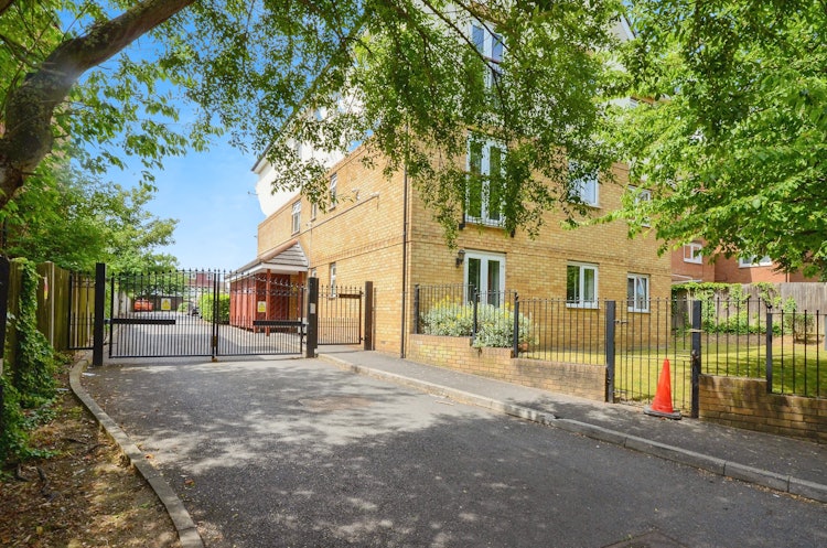 1 bedroom flat
