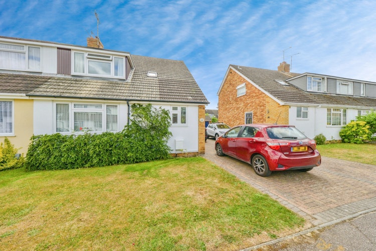 3 bedroom semi-detached house